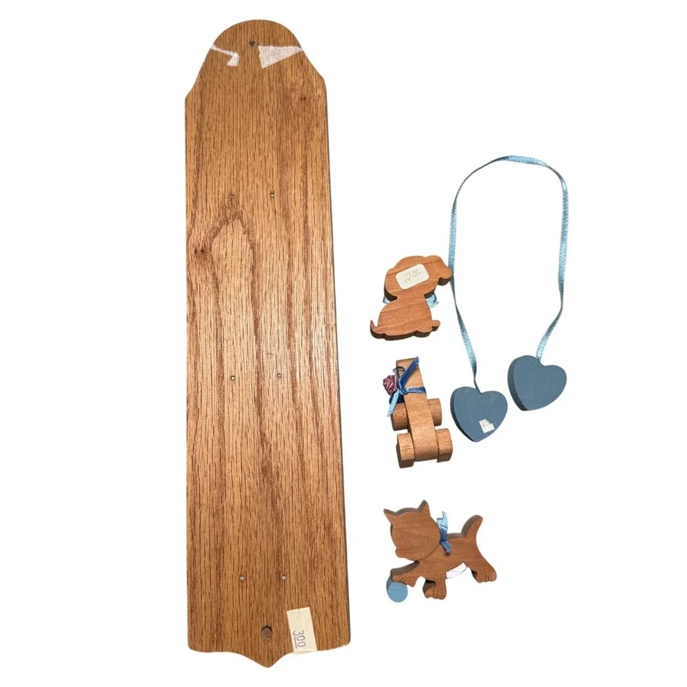 Vintage Wooden Trinket Shelf Wall Hanging Mini Animal Bear Cat Dog Heart Cottage
